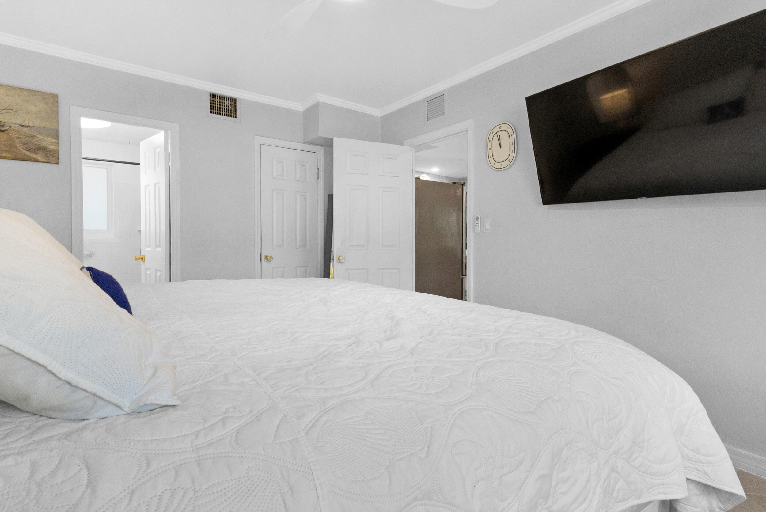 RIVERVIEW GARDEN APARTMENTS - Residential