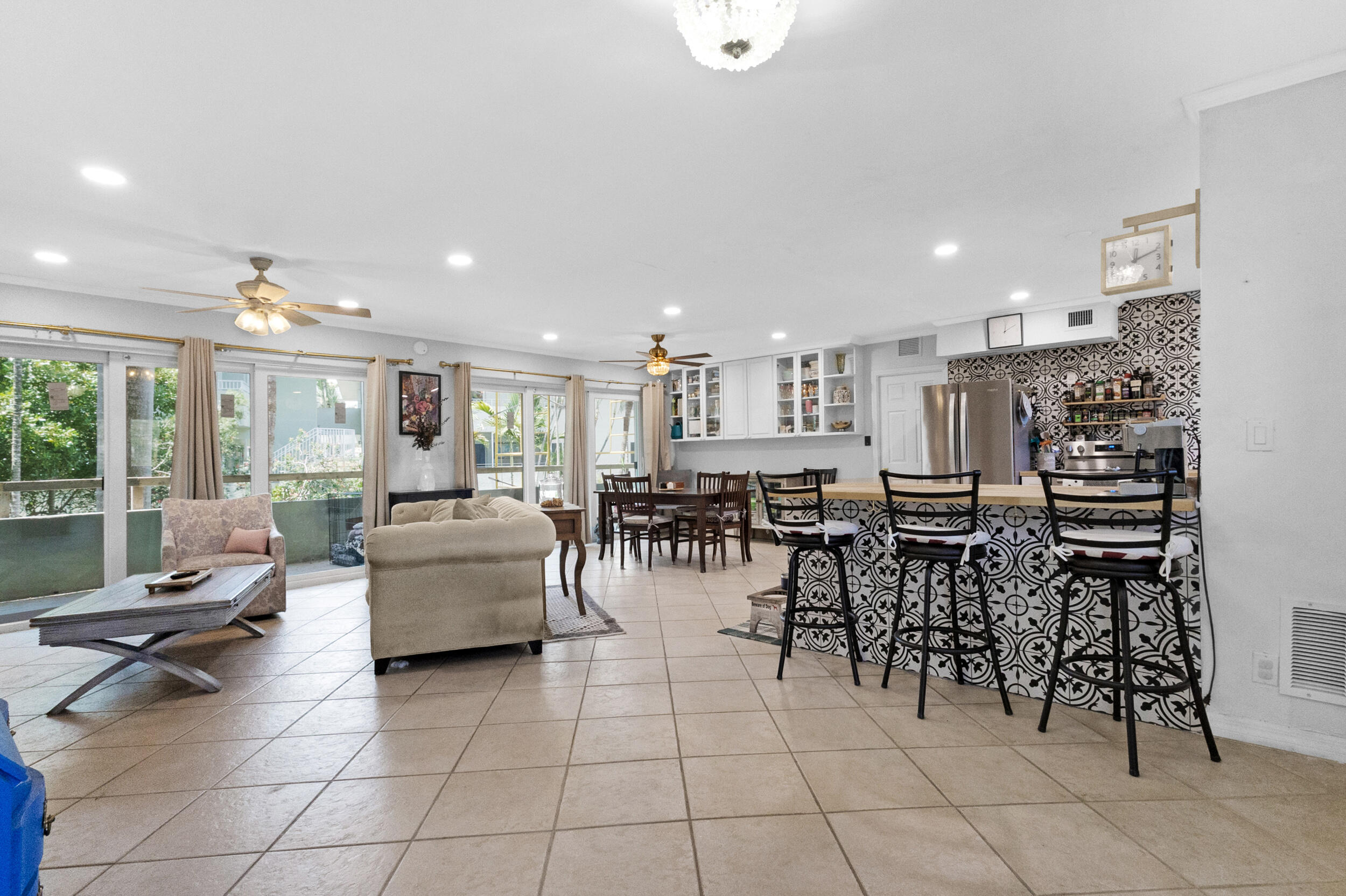 RIVERVIEW GARDEN APARTMENTS - Residential