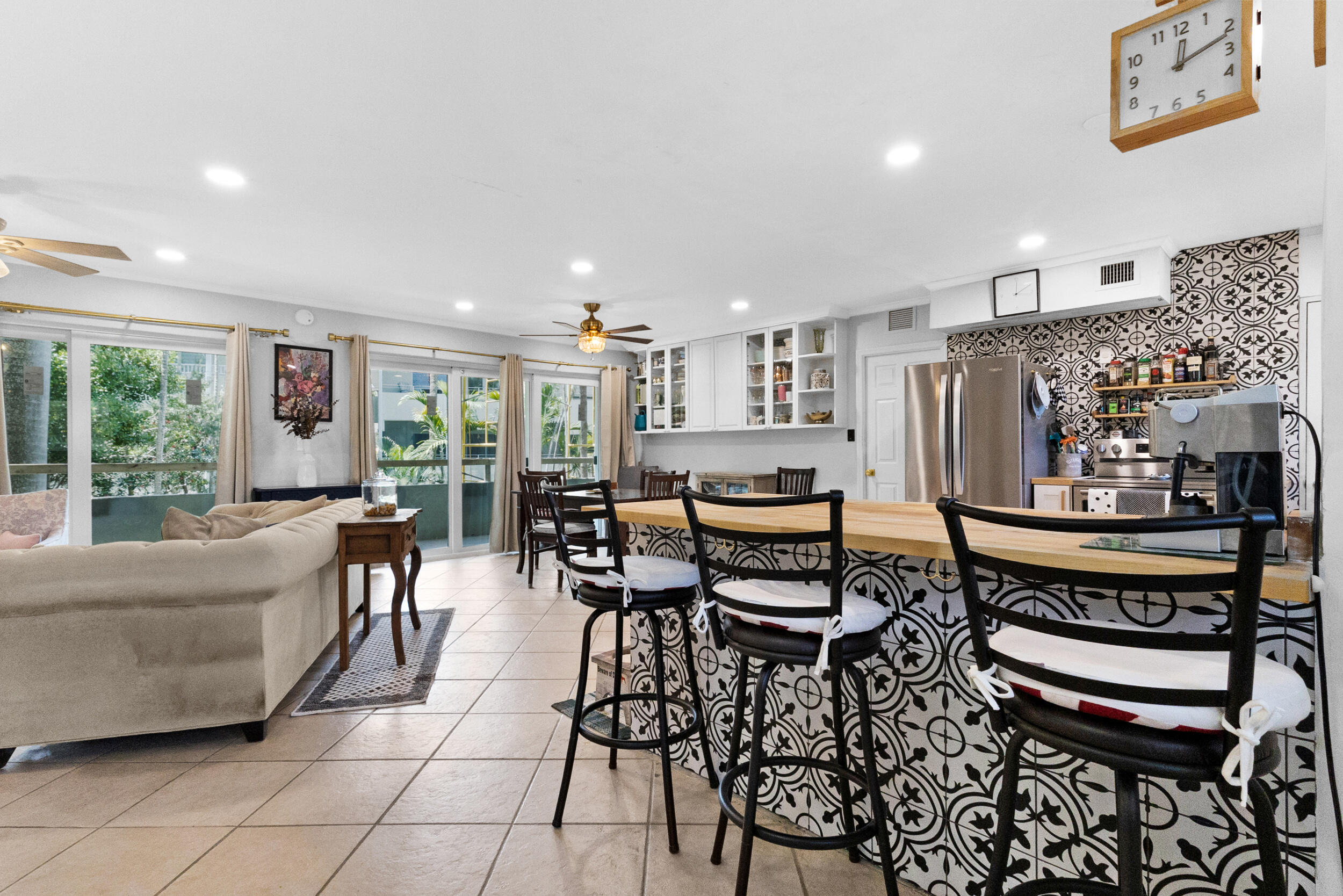 RIVERVIEW GARDEN APARTMENTS - Residential