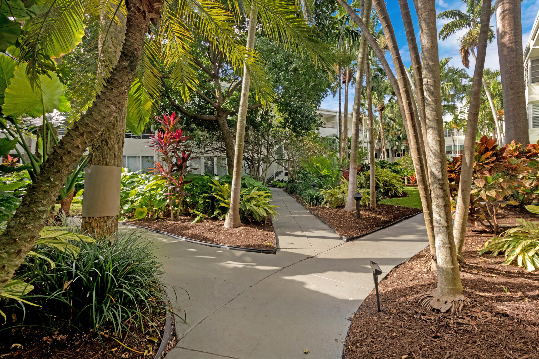 RIVERVIEW GARDEN APARTMENTS - Residential