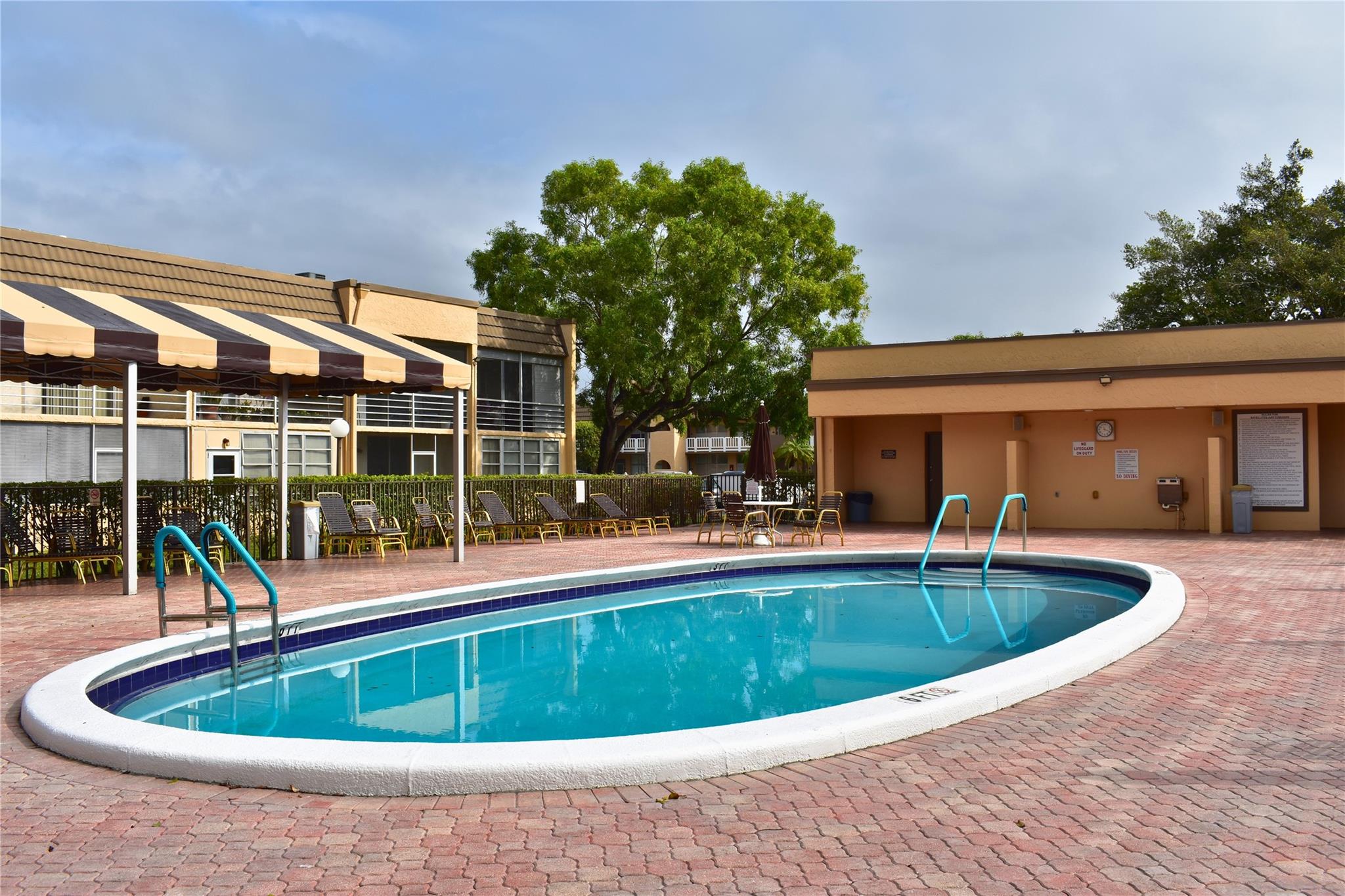 Sunrise Lakes III - Residential