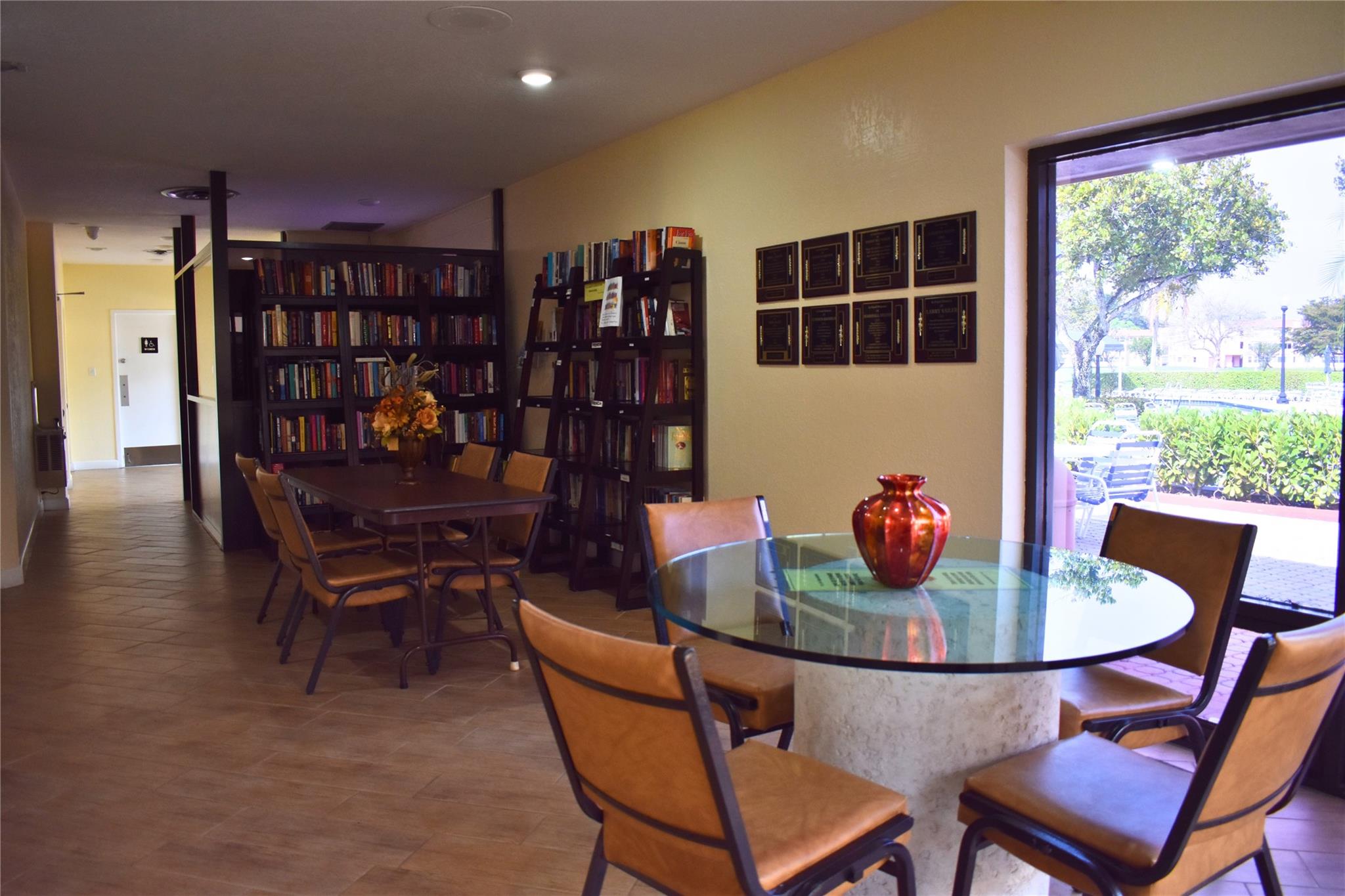Sunrise Lakes III - Residential