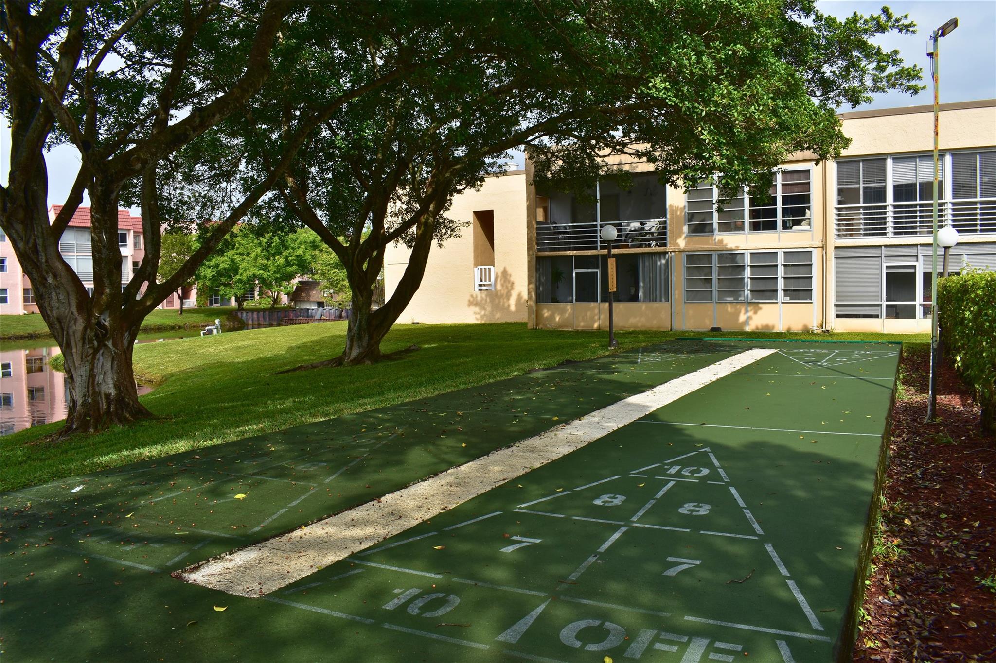 Sunrise Lakes III - Residential