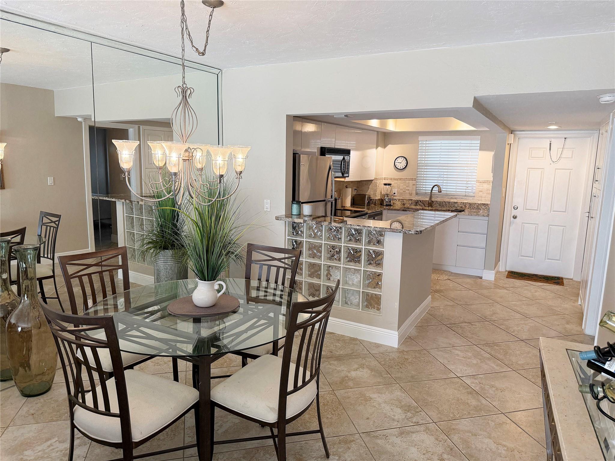 Pompano Yacht & Beach Clu - Residential Lease