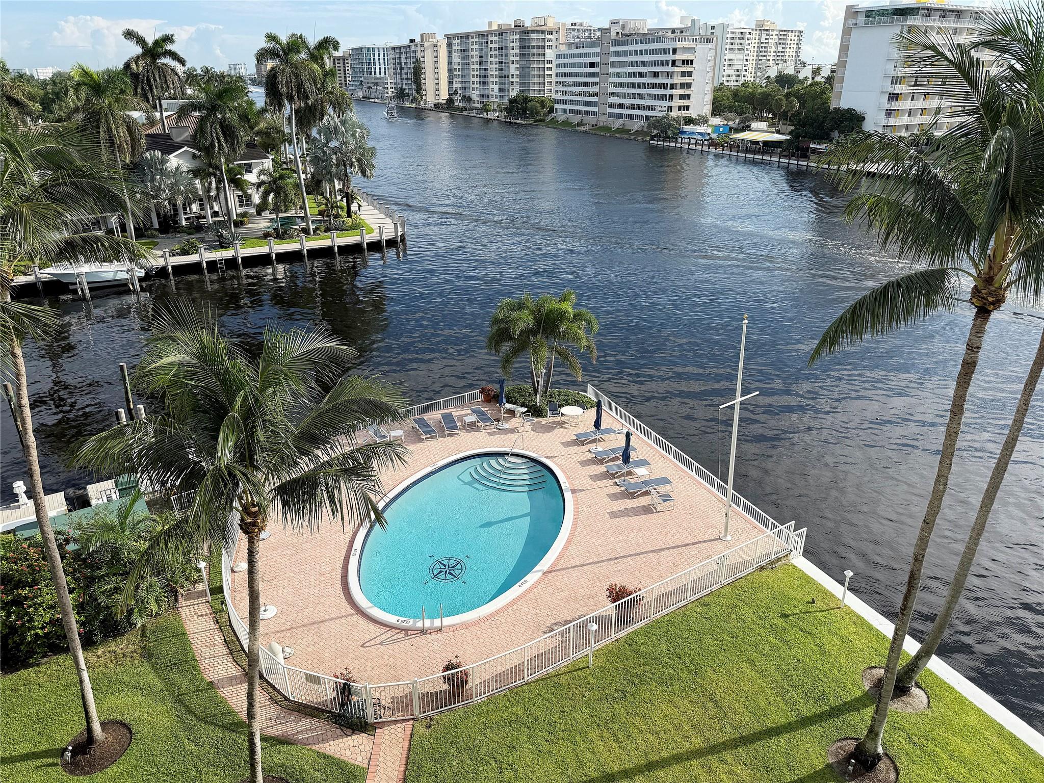Pompano Yacht & Beach Clu - Residential Lease
