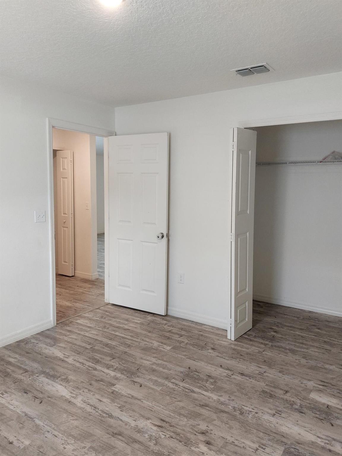 PORT ST LUCIE SECTION 13 - Residential