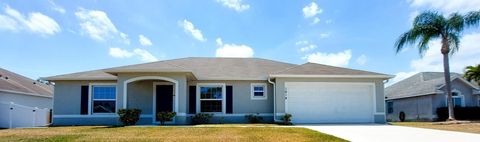 1614 SW Sylvester Lane Port St Lucie FL 34984