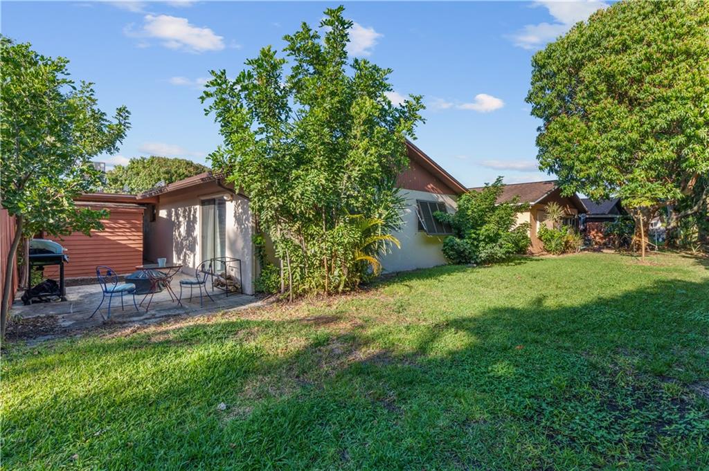 Los Mangos Patio-Villas - Residential