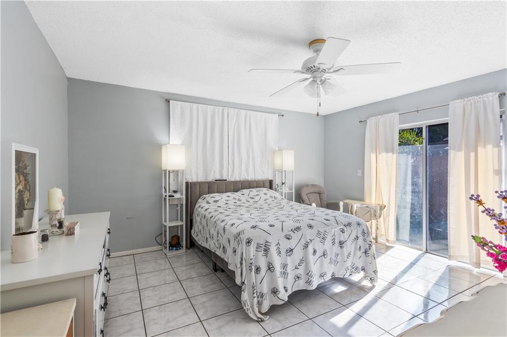 Los Mangos Patio-Villas - Residential