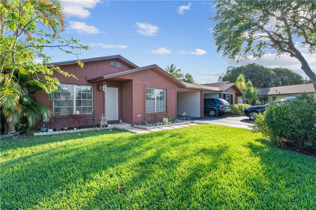 Los Mangos Patio-Villas - Residential