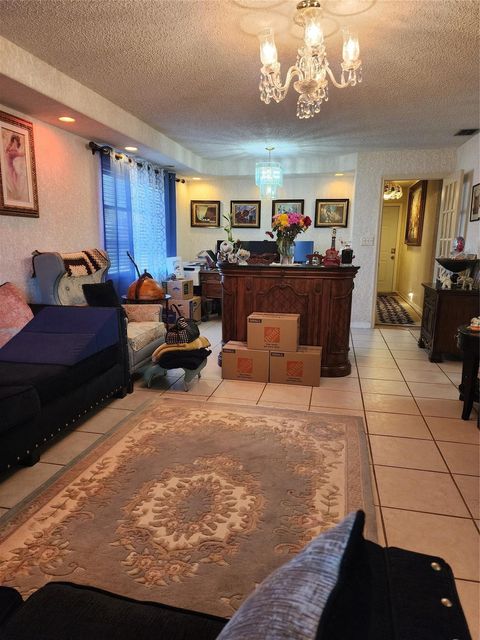 Tiny photo for 8705 NW 38th Drive #7b, Coral Springs, FL 33065 (MLS # B26045970)