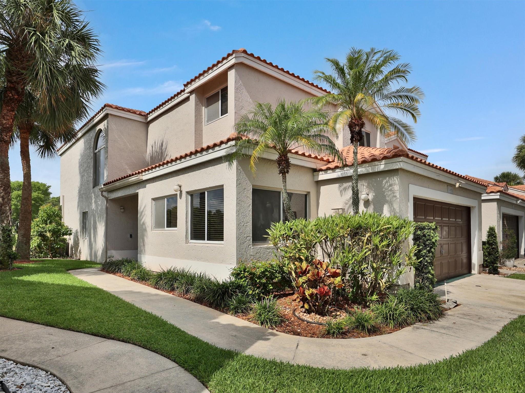 10470 Lake Vista Cir 10470
