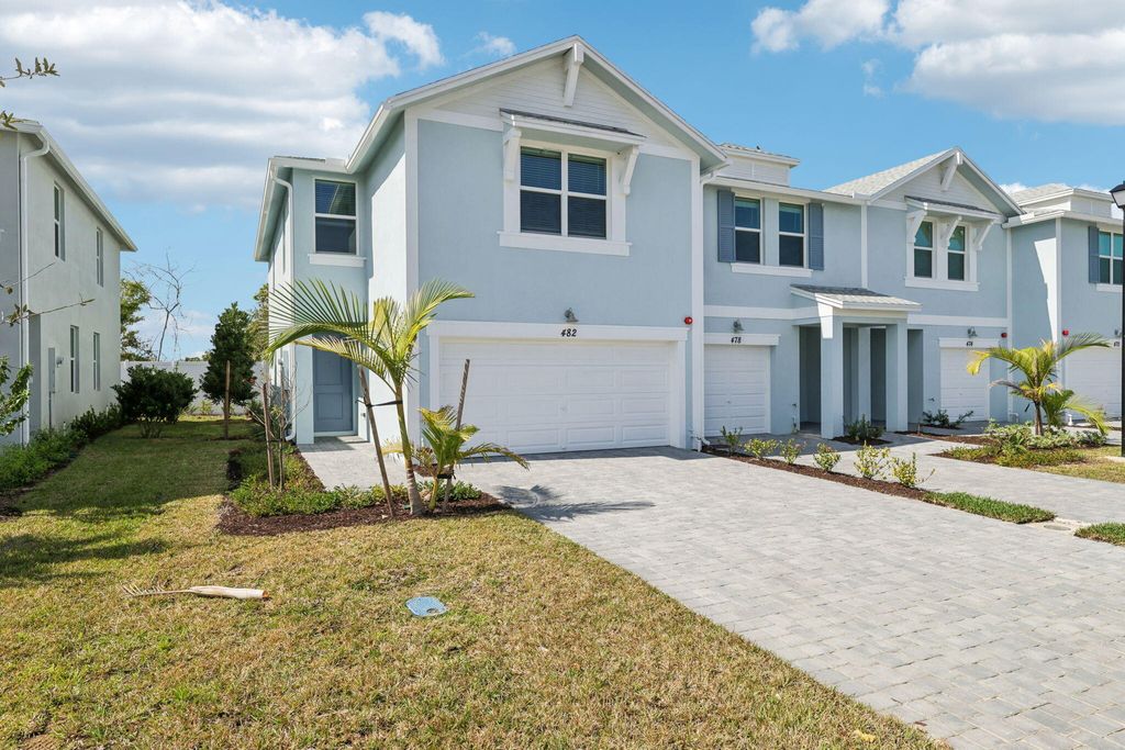 Photo of 482 Salisbury Circle, Fort Pierce, FL 34982 (MLS # R11064715)