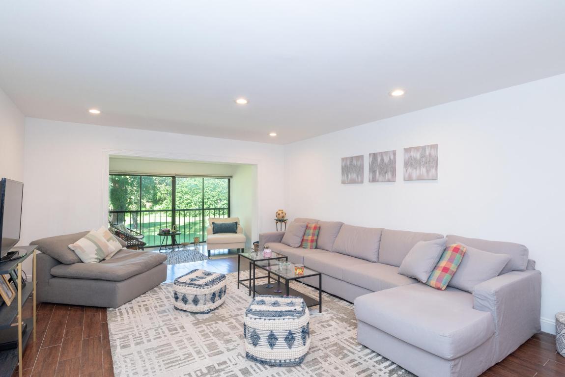 PINES OF BOCA LAGO CONDO - Residential