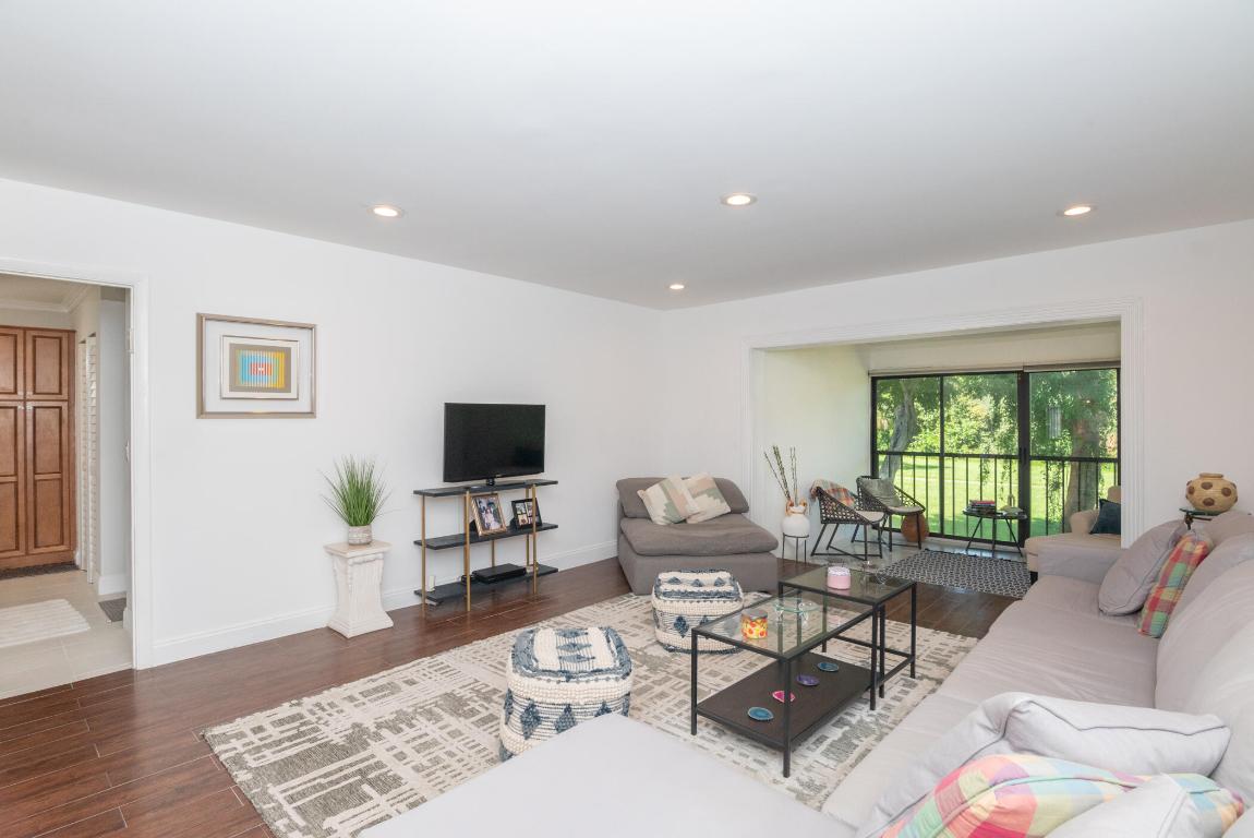 PINES OF BOCA LAGO CONDO - Residential