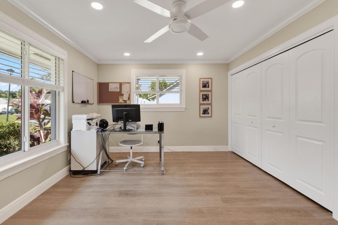 Tequesta Country Club Community - Residential