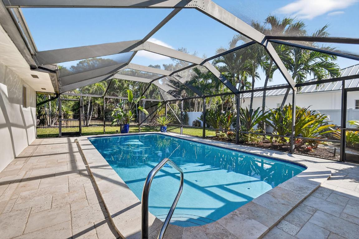 Tequesta Country Club Community - Residential