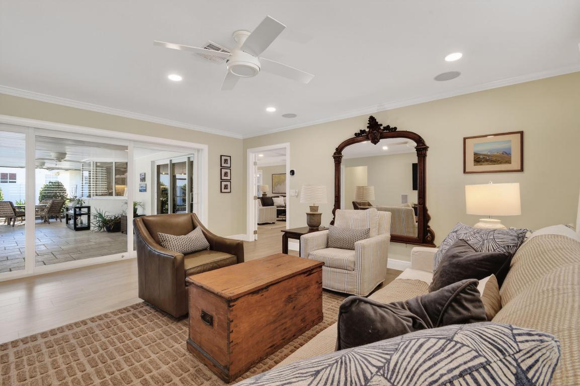 Tequesta Country Club Community - Residential