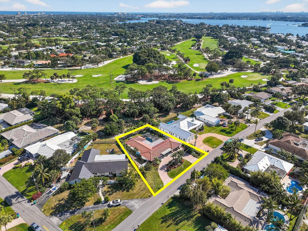 Tequesta Country Club Community - Residential