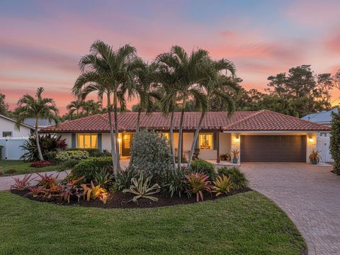 198 Golfview Drive Tequesta FL 33469