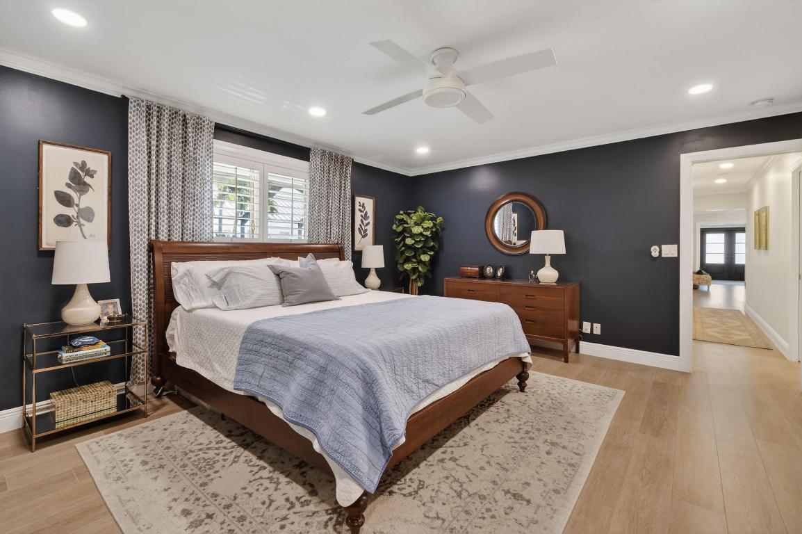 Tequesta Country Club Community - Residential