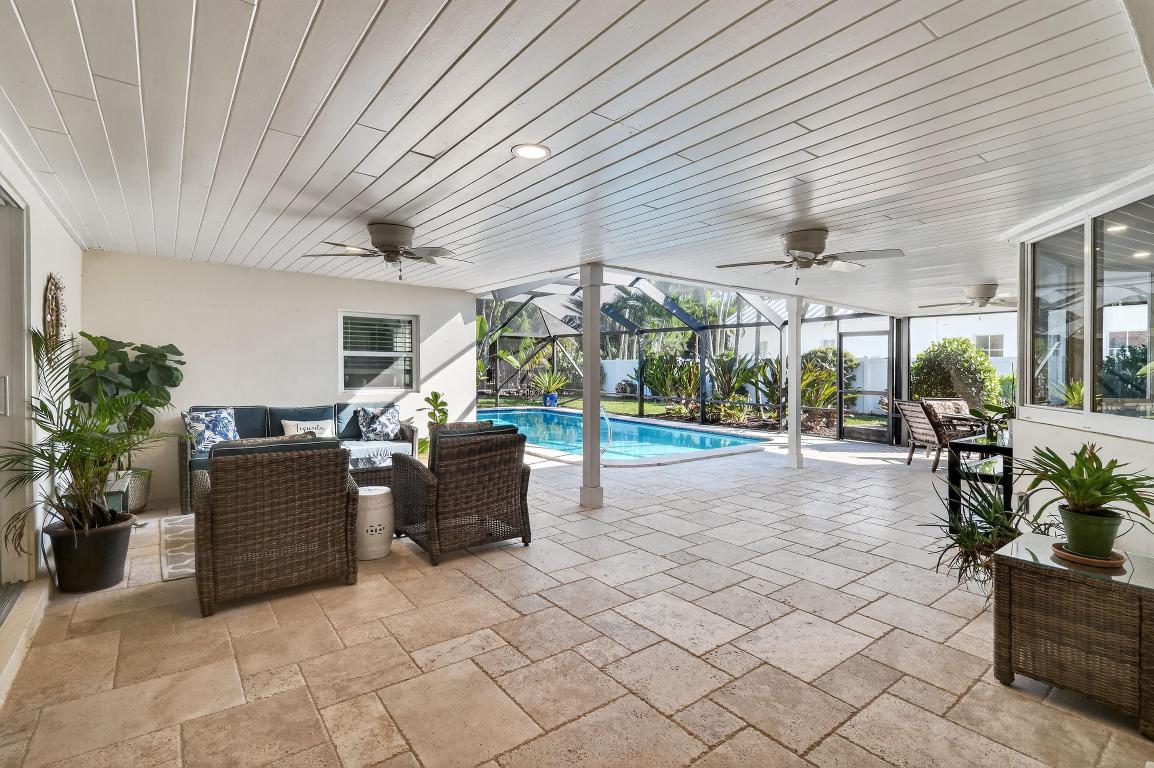 Tequesta Country Club Community - Residential