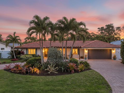 198 Golfview Drive Tequesta FL 33469