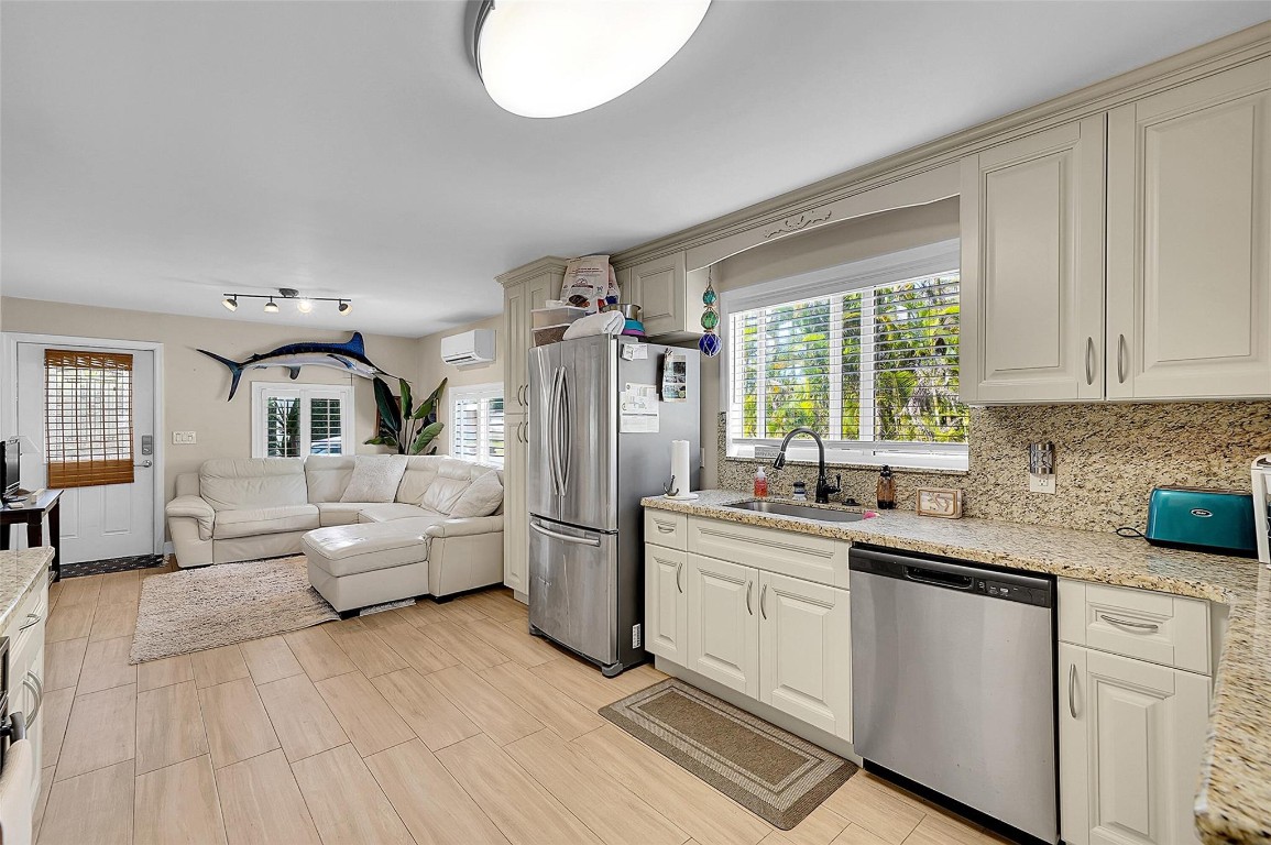 Everglade Land Sales Co R - Residential