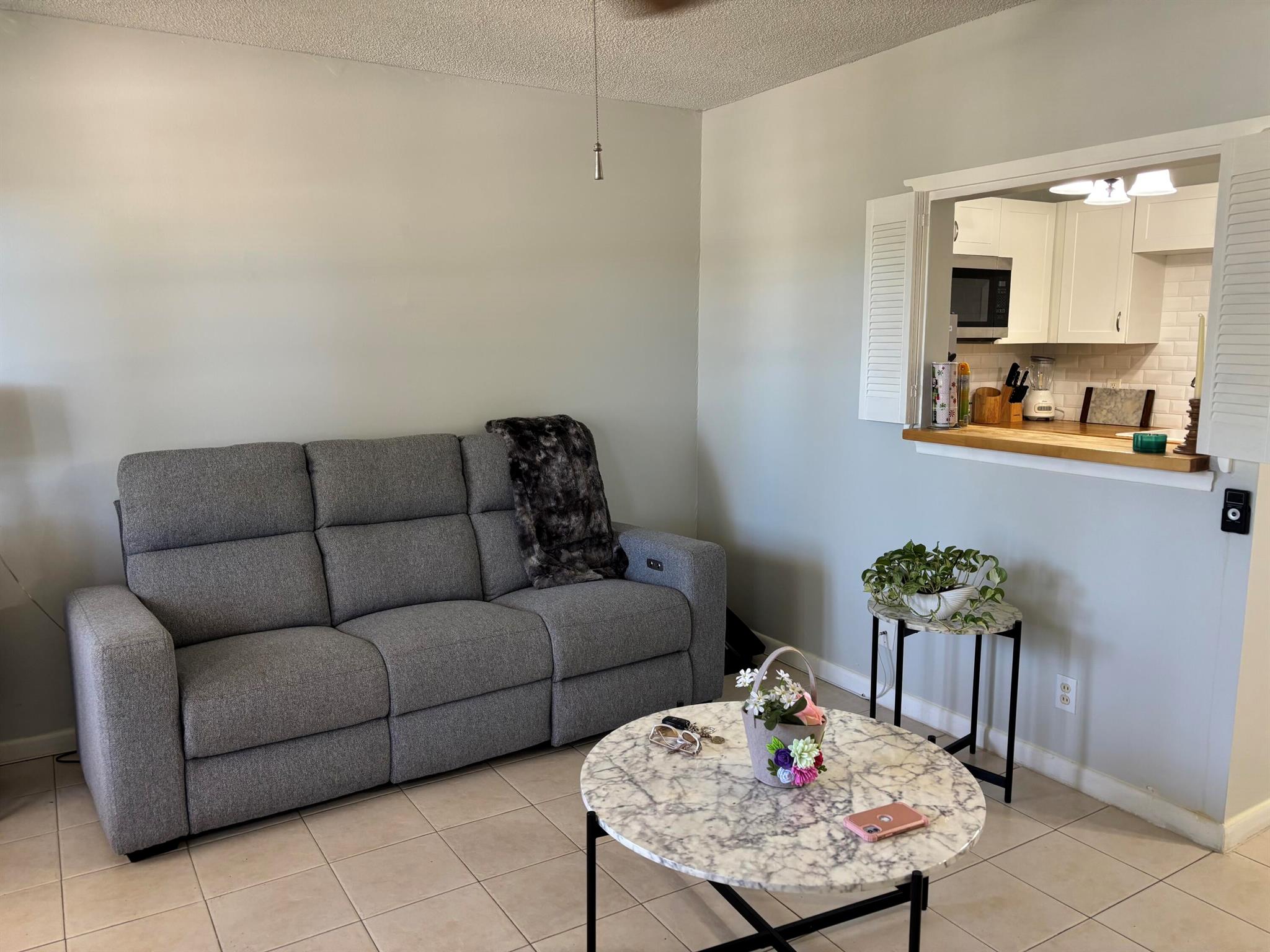 NORTHAMPTON CONDOS - Residential Lease