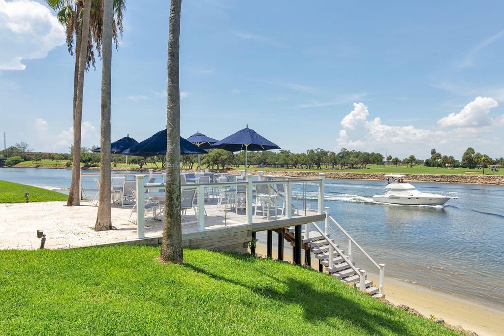 Photo of 356 Golfview Road #1005, North Palm Beach, FL 33408 (MLS # R11106357)