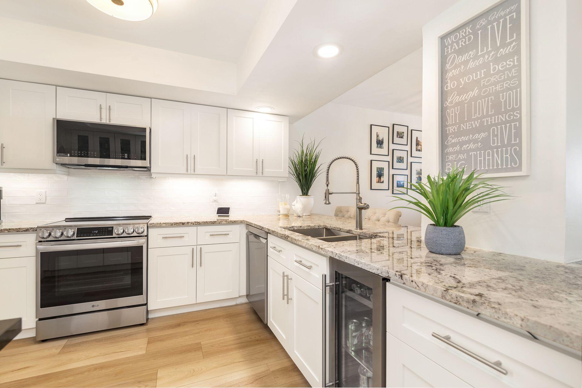 356 Golfview Road 1005