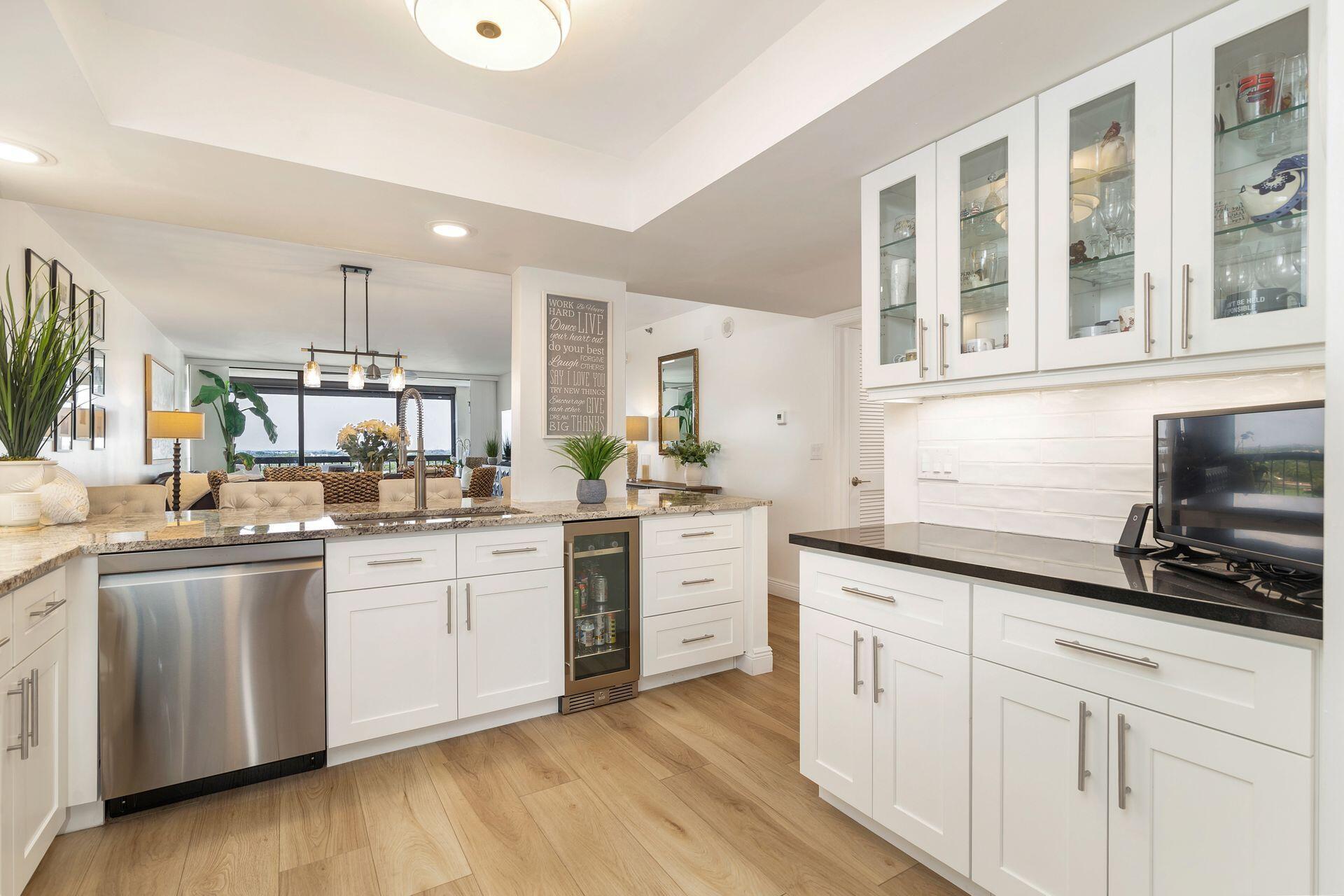 356 Golfview Road 1005