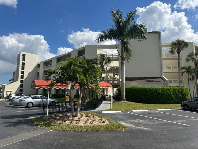 6768 10th Avenue 115