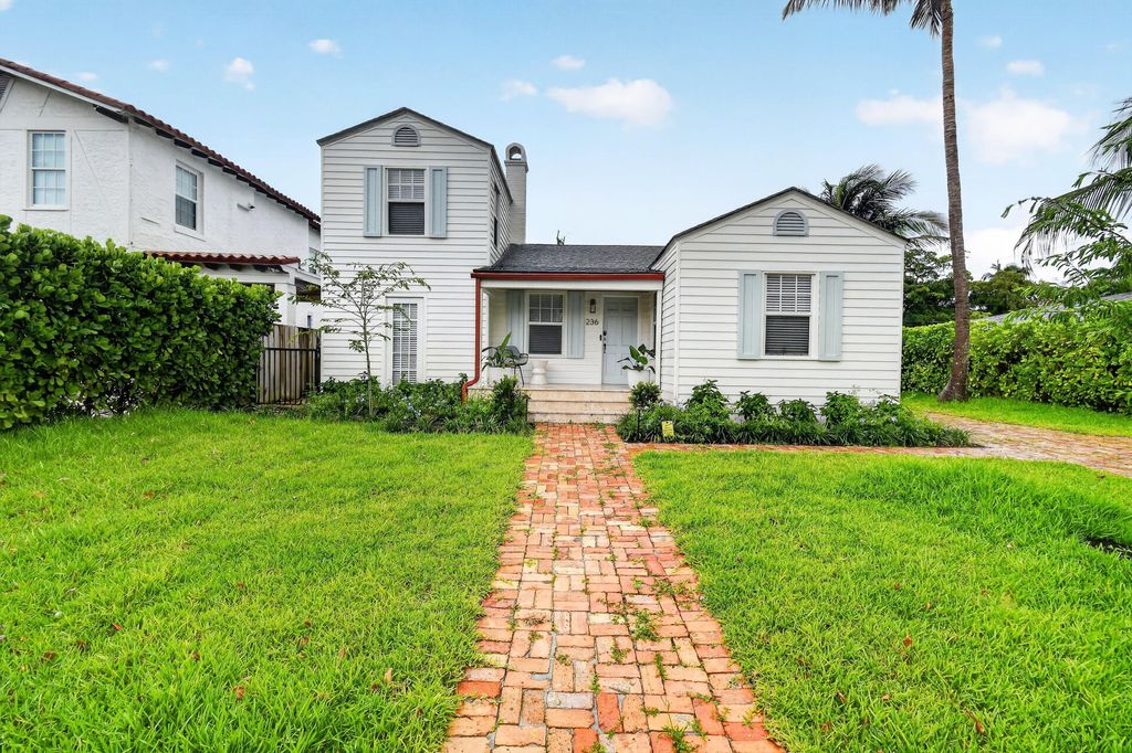 Photo of 236 Greymon Drive, West Palm Beach, FL 33405 (MLS # B26030896)