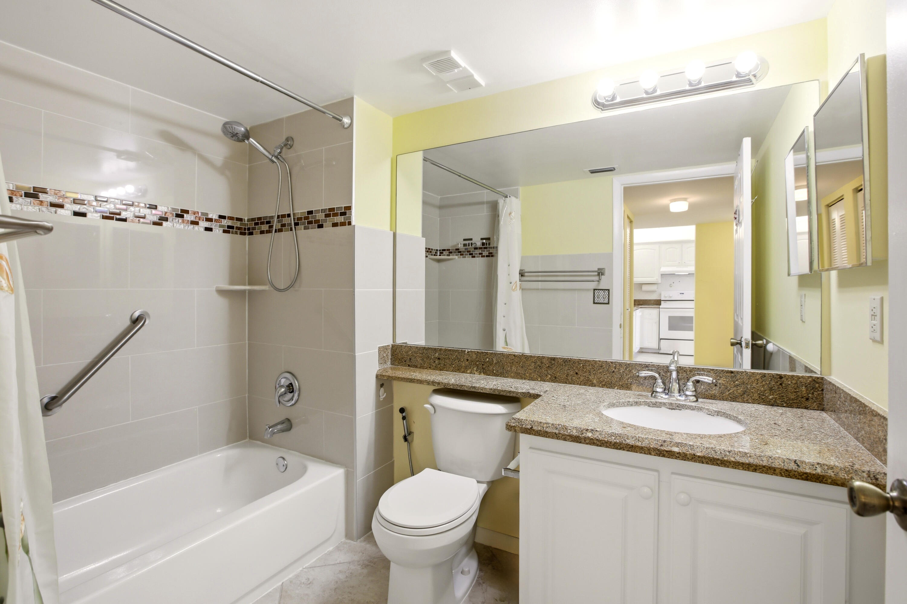 FOUNTAINVIEW AT SPRING LKS CONDO - Residential