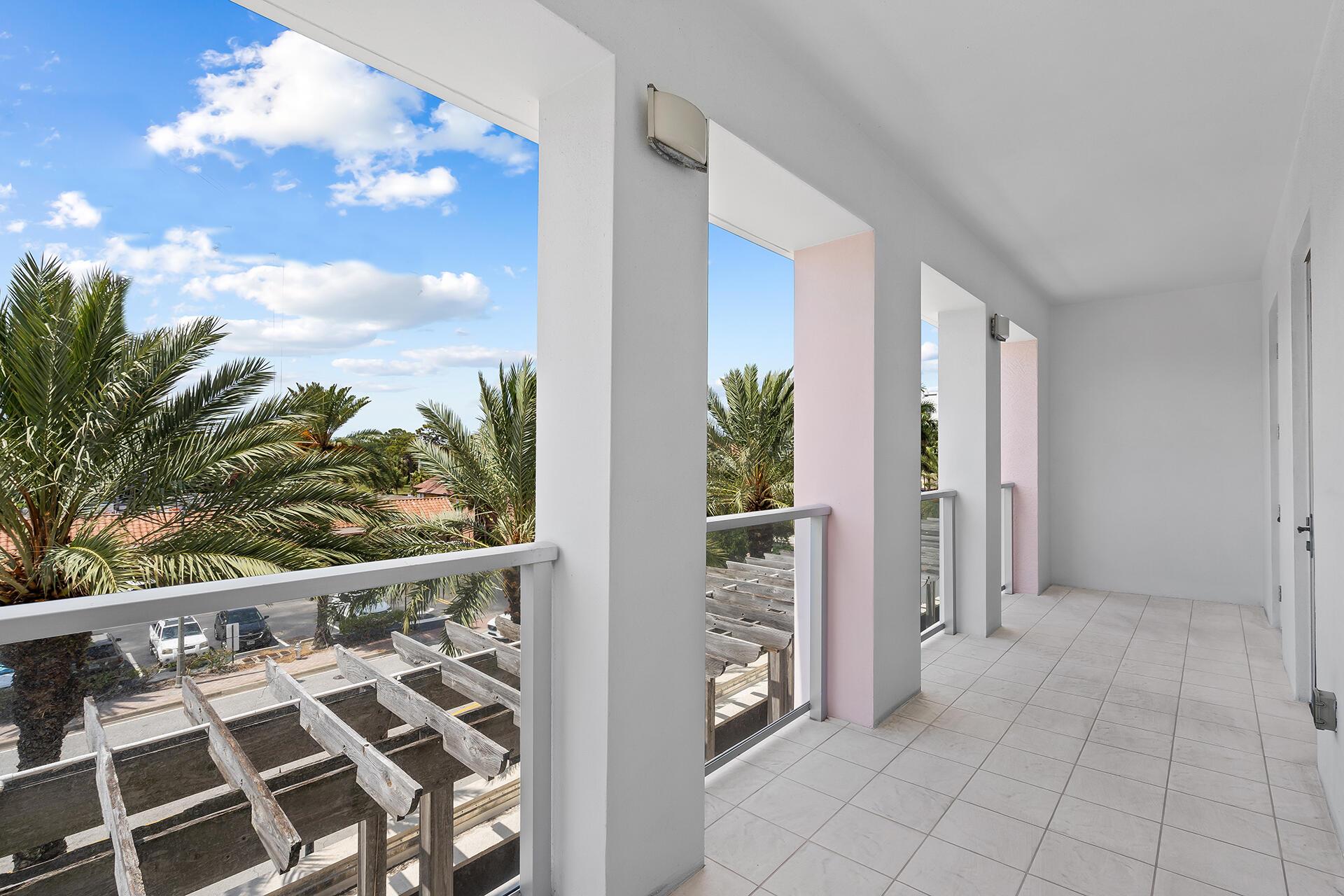 5 Palms - Residential