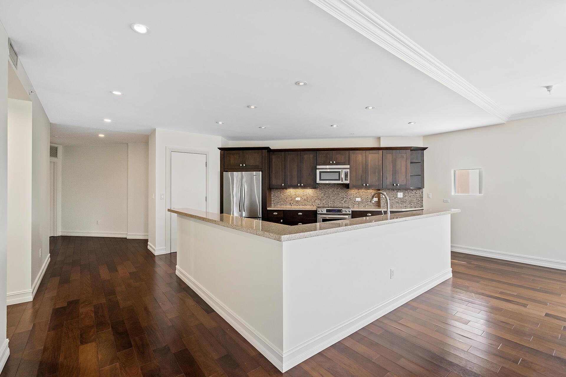 5 Palms - Residential