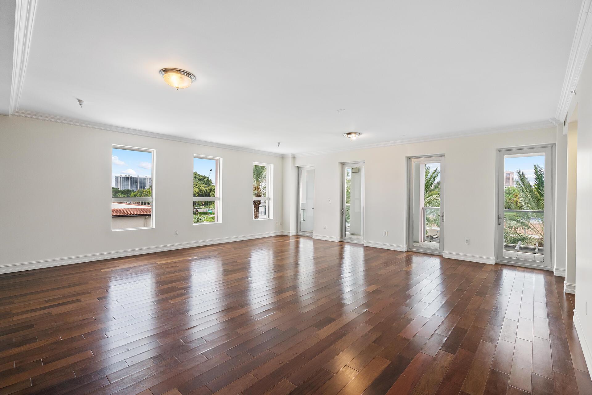 5 Palms - Residential