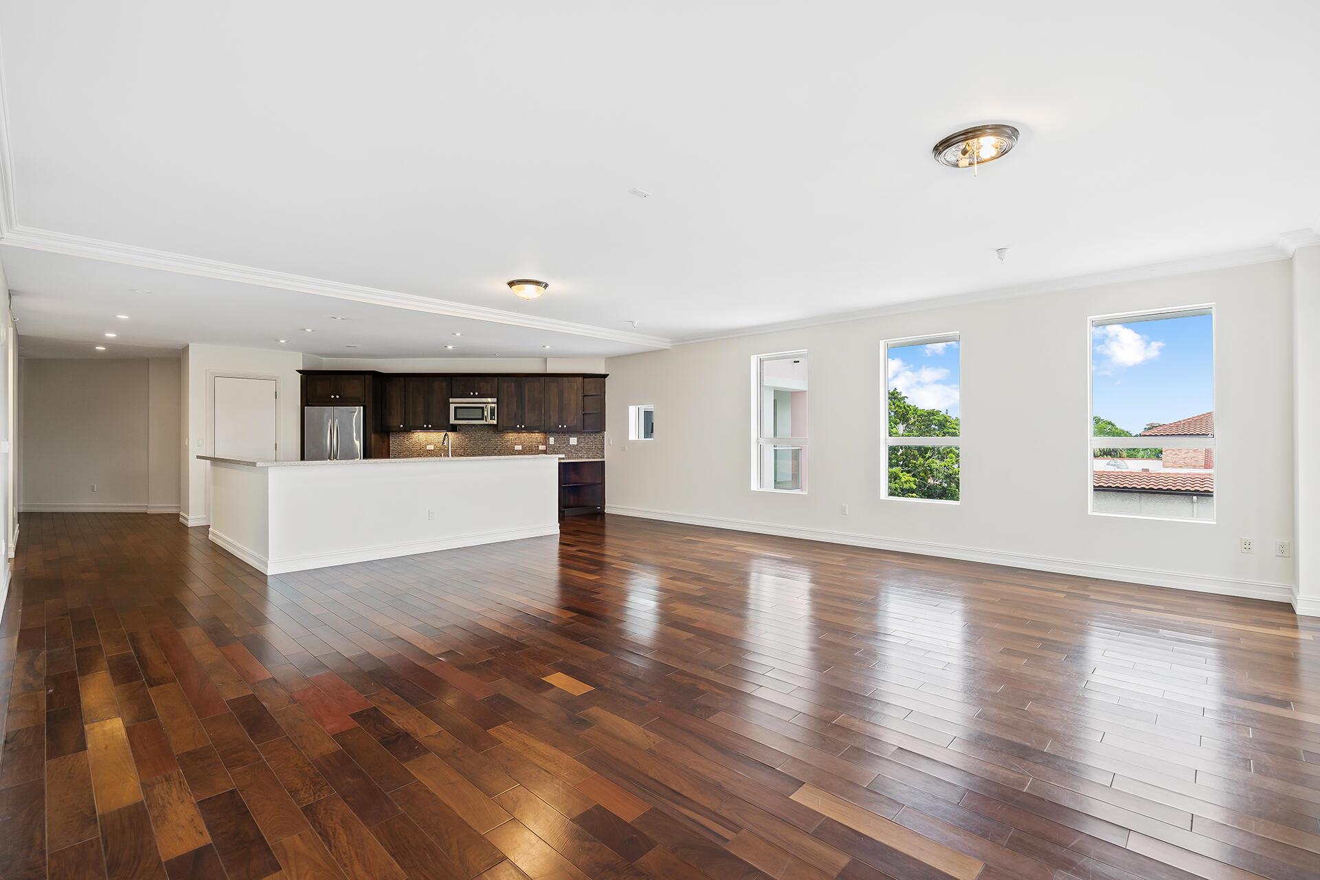 5 Palms - Residential