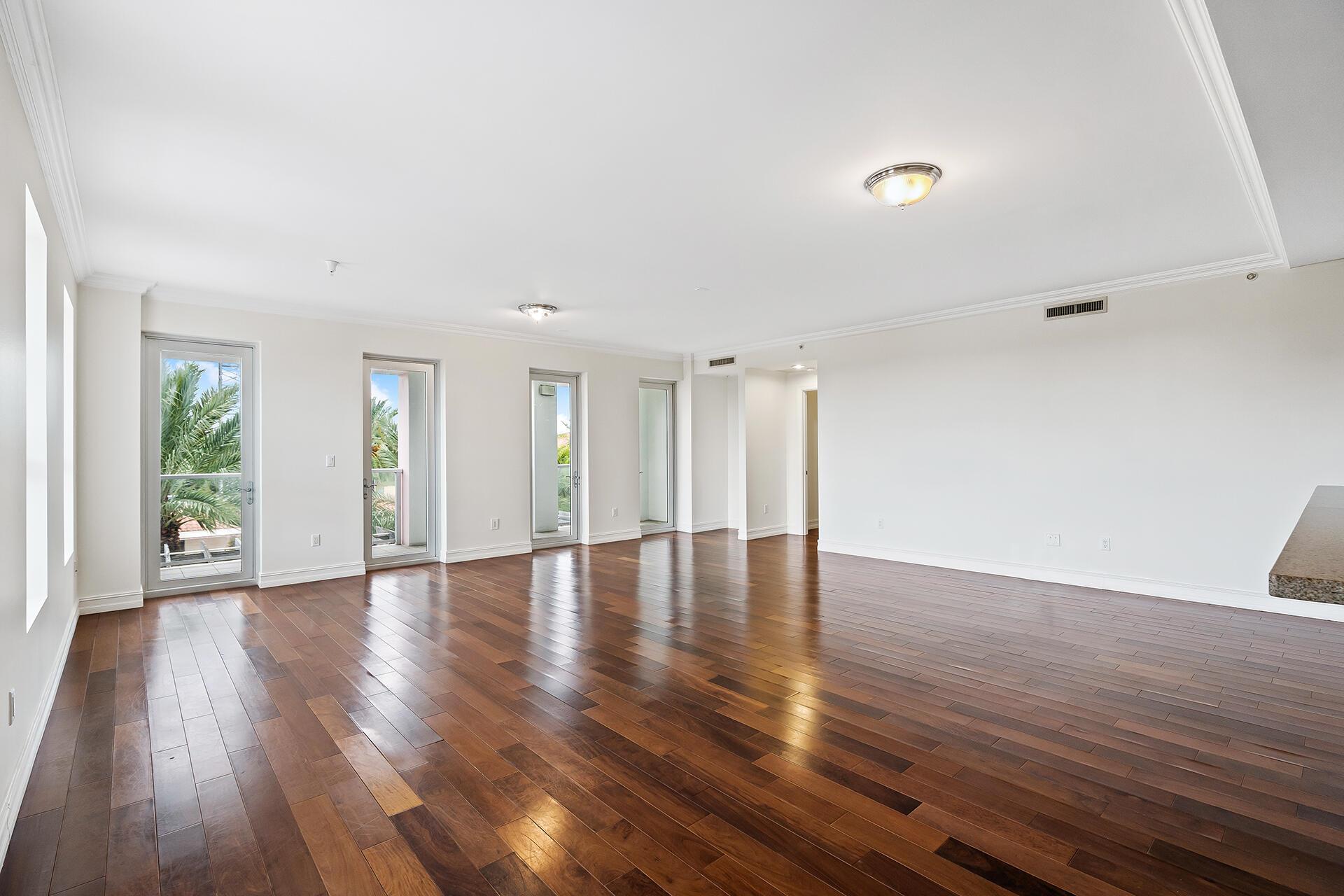 5 Palms - Residential