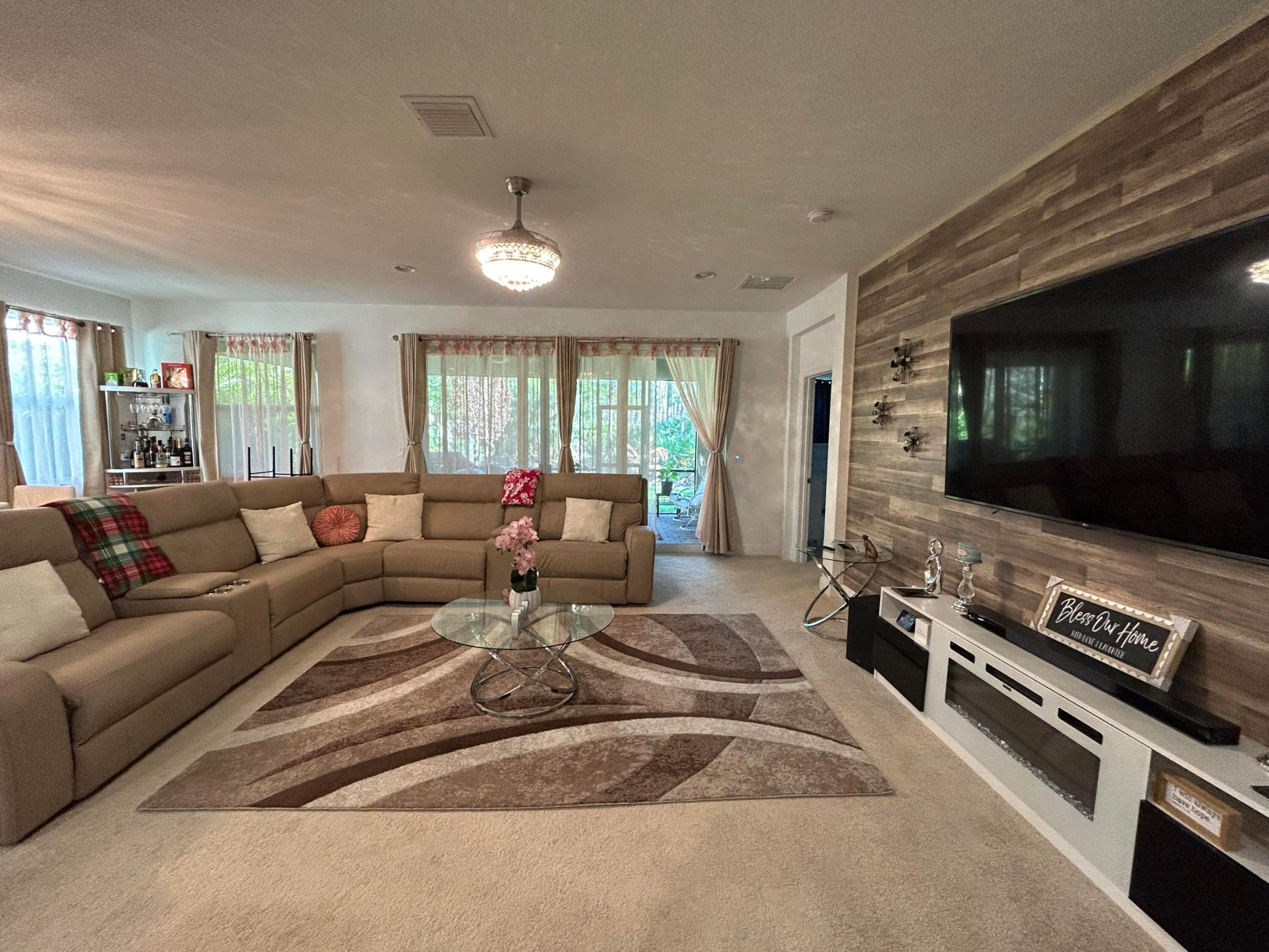 Vizcaya Falls Master Association - Residential