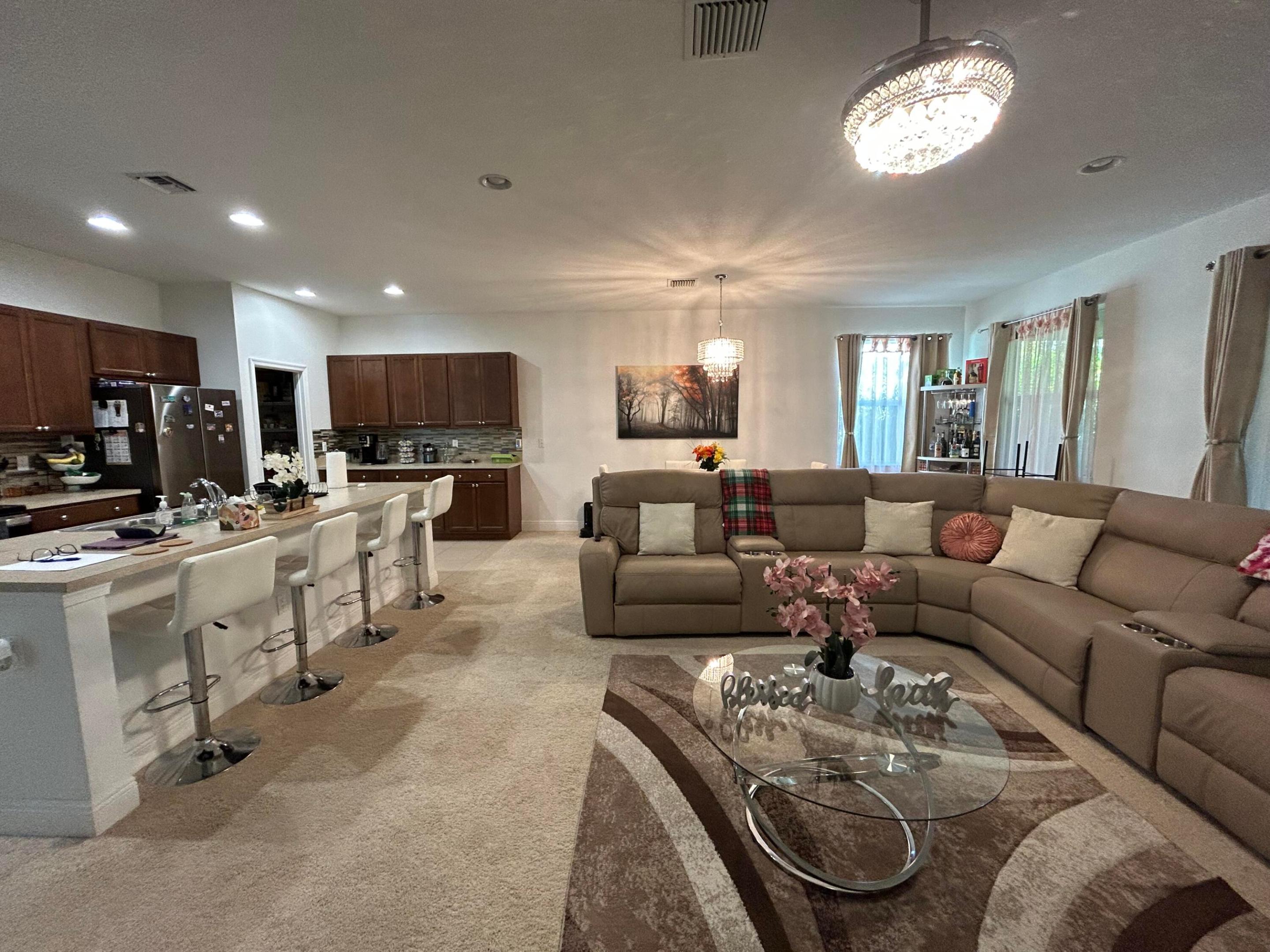 Vizcaya Falls Master Association - Residential