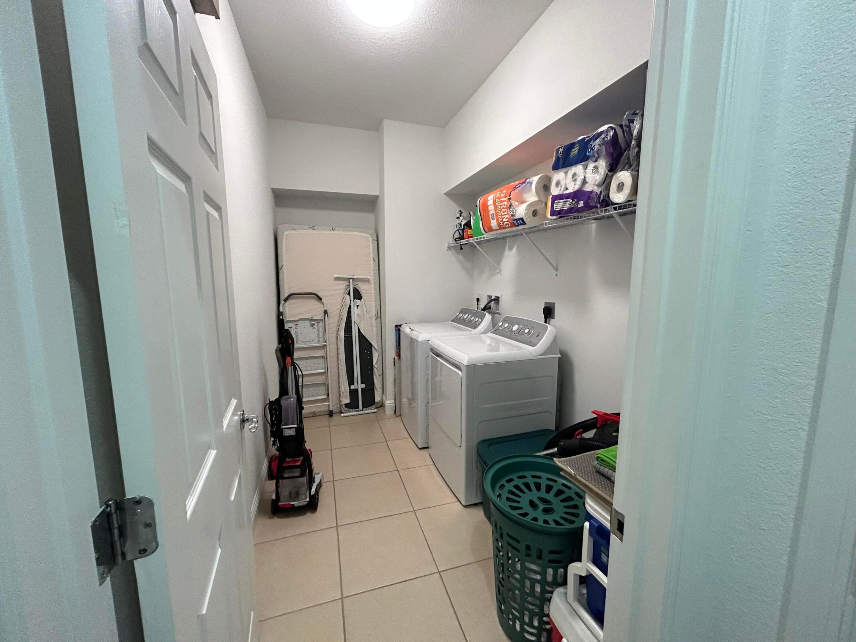 Vizcaya Falls Master Association - Residential