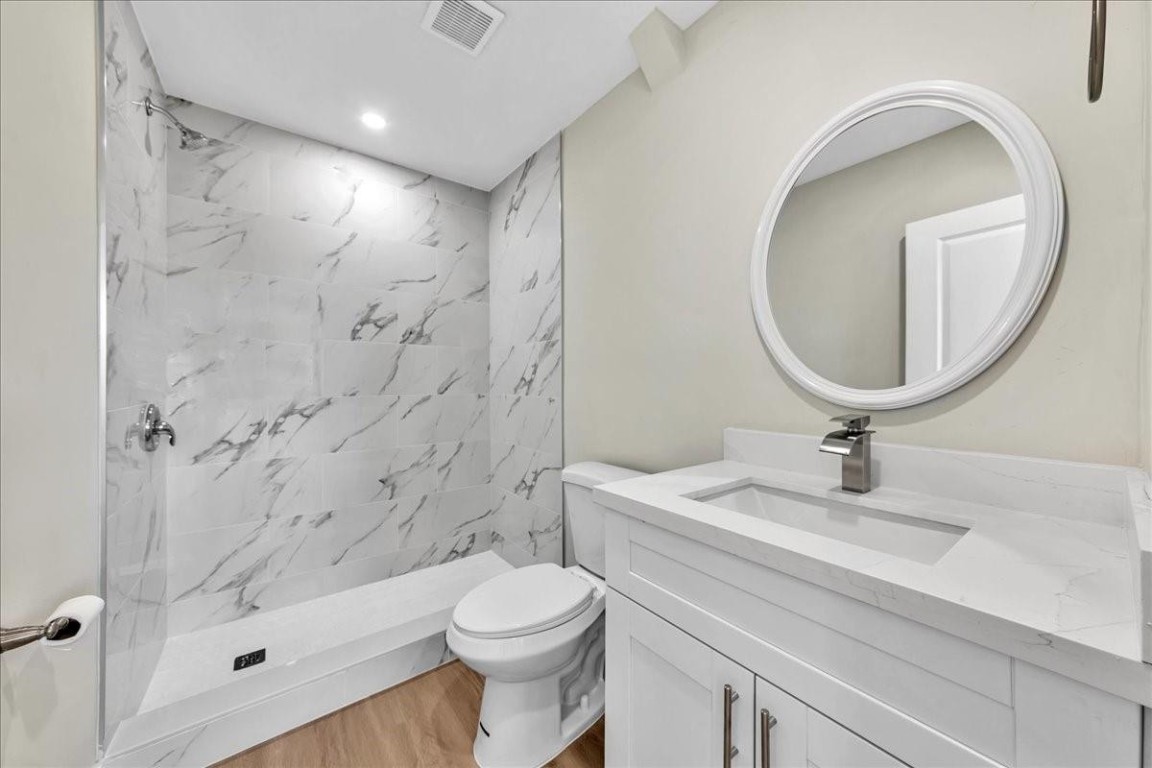 North Andrews Terrace - Residential Lease