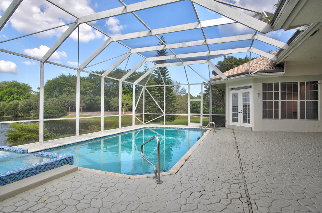 Boca Raton Sailing & Racquet Club - Residential