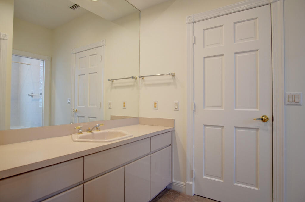 Boca Raton Sailing & Racquet Club - Residential