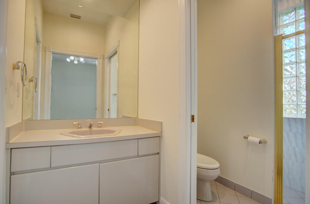 Boca Raton Sailing & Racquet Club - Residential