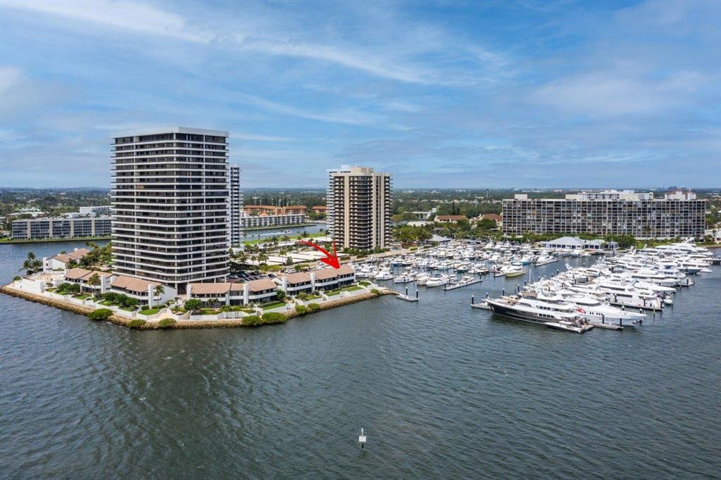 OLD PORT COVE LAKE POINT TOWER CONDO - Residential