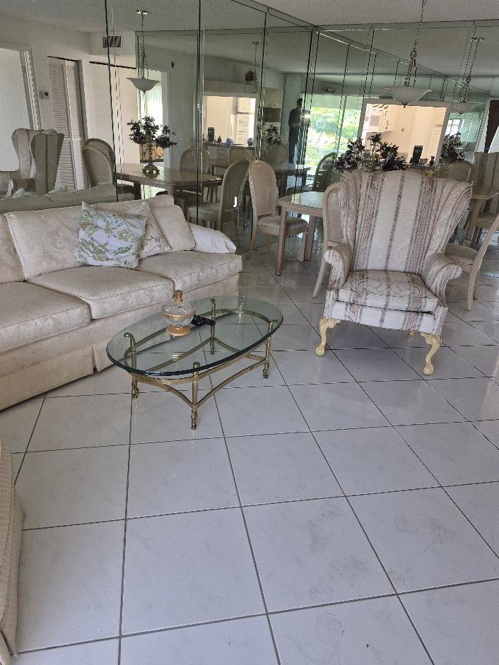 3531 Inverrary Drive H406