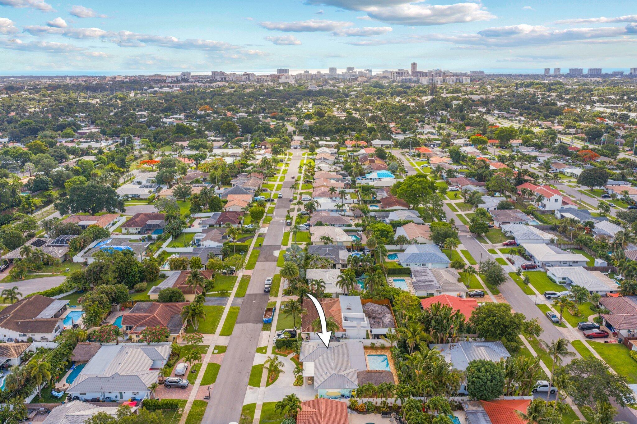 BOCA RATON SQUARE UNIT 1 - Residential